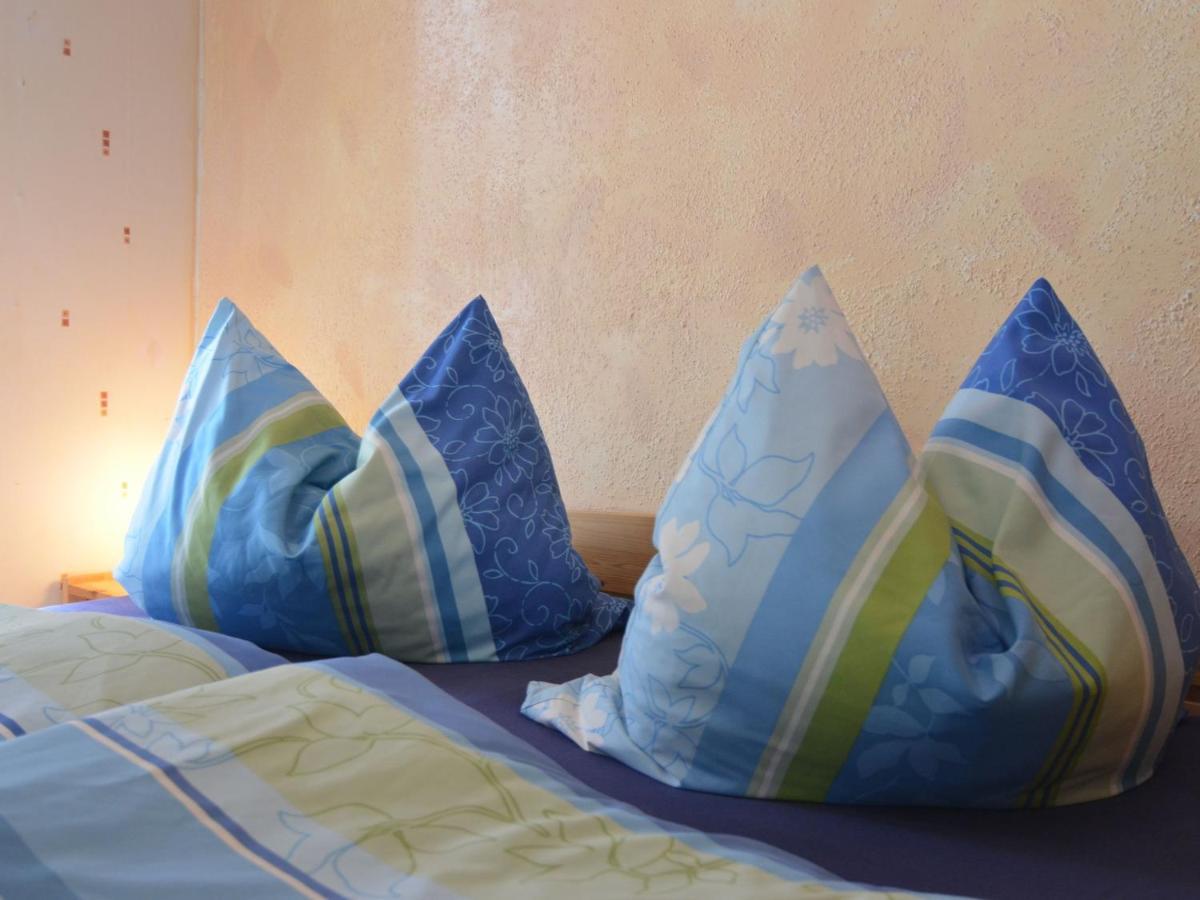Beautiful Holiday Home With Covered Veranda Friedrichroda Bagian luar foto