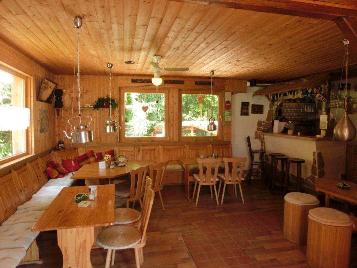 Beautiful Holiday Home With Covered Veranda Friedrichroda Bagian luar foto